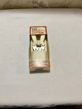 Vintage Cooks Tools Tullen Kitchen Cutters w Wall Plaque Original Box 1983 - NOS